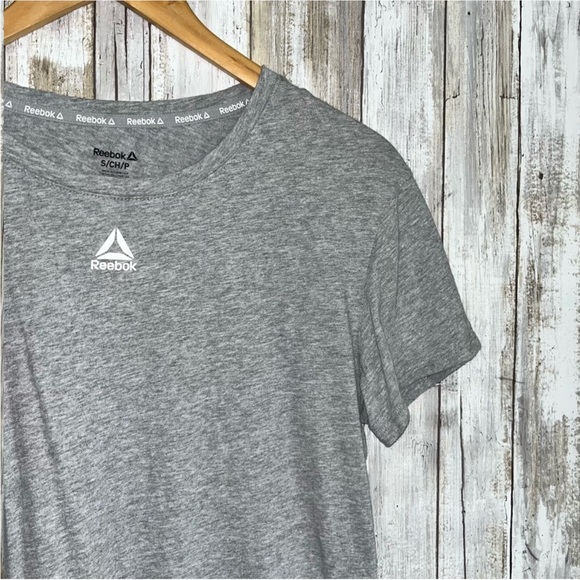 Reebok Grey Tee - Picture 2 of 4